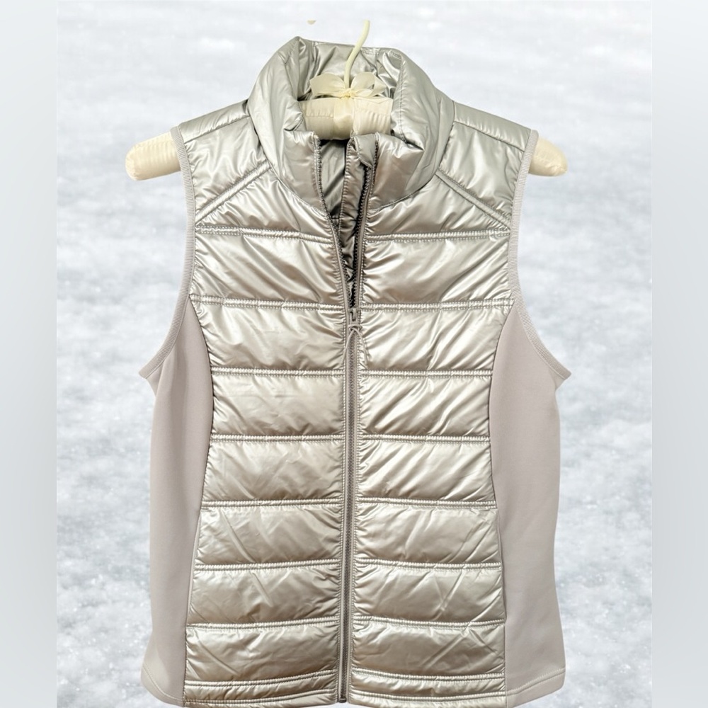 Avia VEST Shiny Metallic Silver Puffer Vest w/ Stretch Side Panels Zip Front M